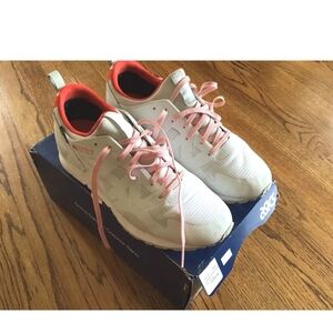 ASICS Gel Lyt Gore Tex white Mens size 7.5 sneakers waterproof